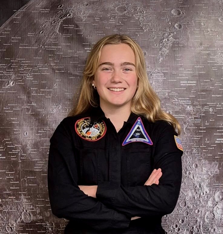 NSWC Crane intern becomes youngest person to complete program at Analog Astronaut Training Center